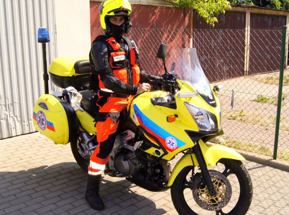 Ratownik na motocyklu będzie jeździł z pomocą do października br. Fot. Henryk Żyłkowski