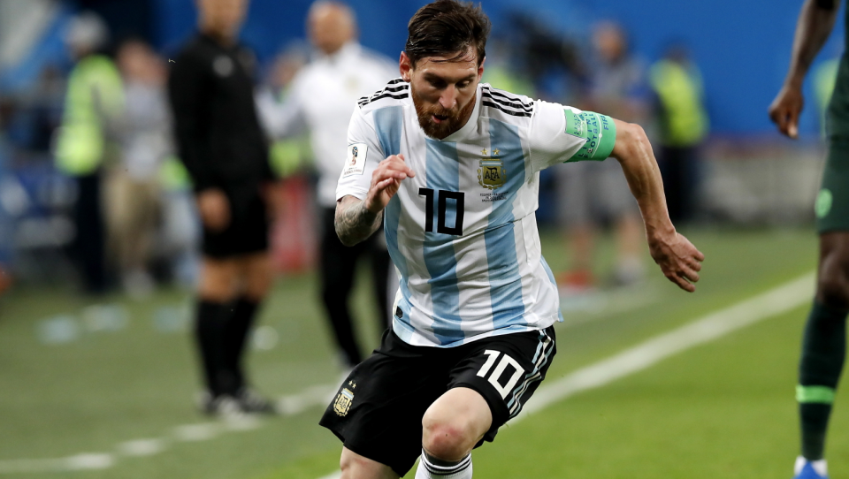 Na zdjęciu Lionel Messi podczas meczu Argentyny z Nigerią (2:1) w 3. kolejce grupy D MŚ 2018. Fot. PAP/EPA/ANATOLY MALTSEV