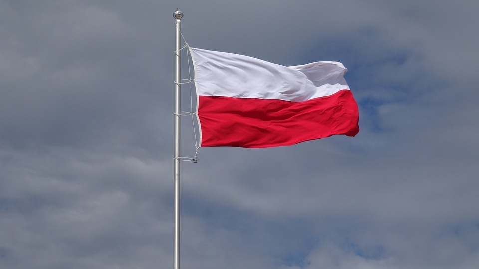 Ankietowanych zapytano czy odczuwają dumę ze swojej narodowości oraz w jakich sytuacjach się to zdarza, ale także, czy czasem wstydzą się, że są Polakami. Fot. Pixabay