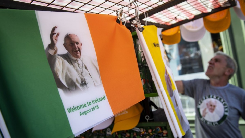 Irlandia przygotowuje się do wizyty papieża Franciszka/fot. PAP/EPA/WILL OLIVER