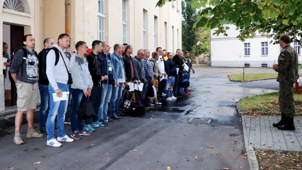 Ponad 170 osób rozpoczęło zajęcia w toruńskim Centrum Szkolenia Artylerii i Uzbrojenia. Fot. por. Diana Warchocka