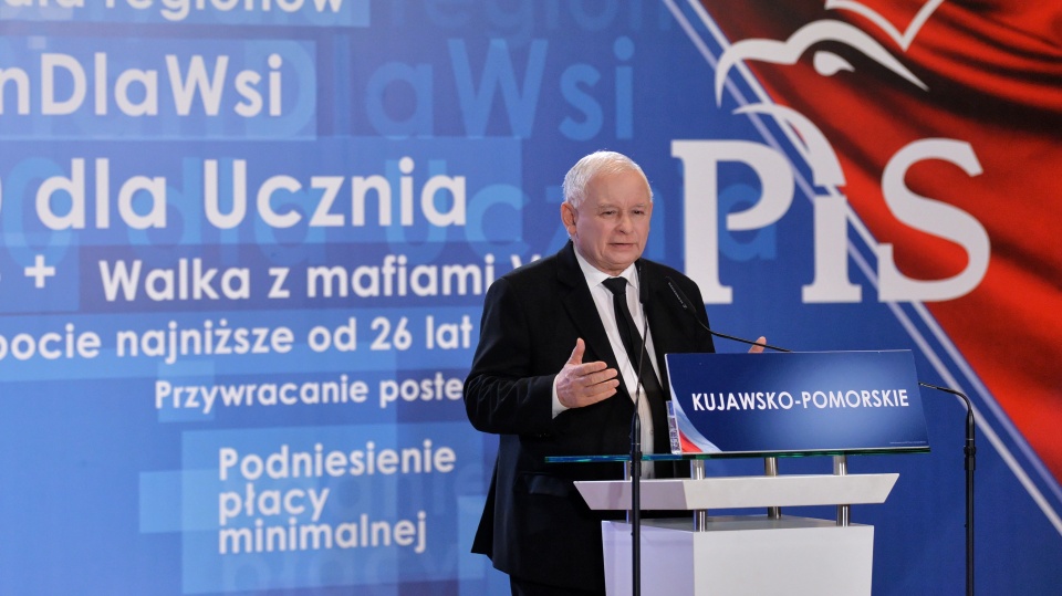 Kaczyński pytał w swoim wystąpieniu, w czyim interesie było prywatyzowanie przedsiębiorstw państwowych w Bydgoszczy i województwie kujawsko-pomorskim. Fot. PAP/Tytus Żmijewski