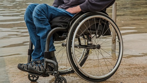 Niepełnosprawni i ich matki: rząd nie ma pojęcia o problemach osób z niepełnosprawnościami