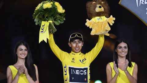 Tour de France 2019 - zwycięstwo Egana Bernala. Michał Kwiatkowski daleko