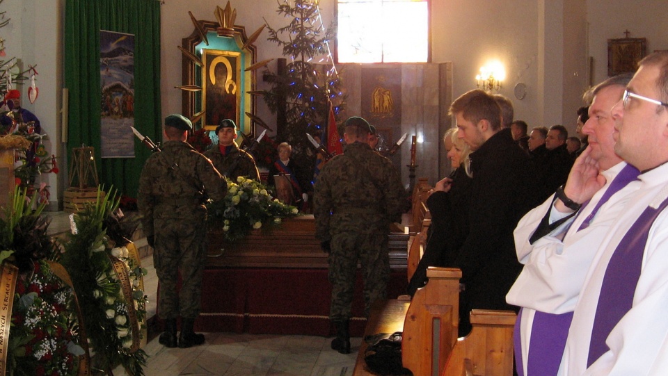 Msza pogrzebowa odbyła się w kościele św. Krzyża. Fot. Michał Jędryka