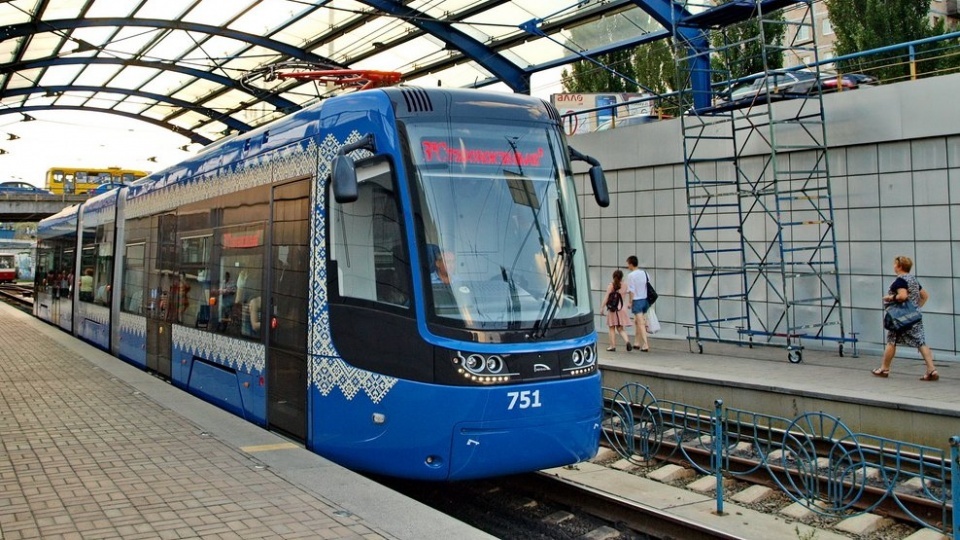 Pesa straciła przegrała przetarg na dostawę 200 tramwajów dla Warszawy (na zdjęciu: tramwaje Pesy, które jeżdżą po Kijowie)/fot. Archiwum