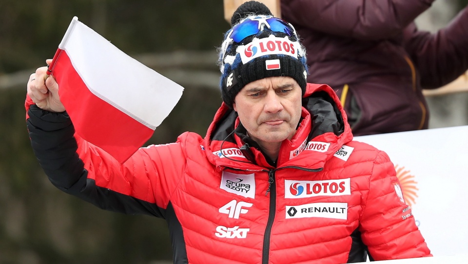 Na zdjęciu Stefan Horngacher, trener polskich skoczków w konkursie drużynowym MŚ 2019 w Innsbrucku. Fot. PAP/Grzegorz Momot