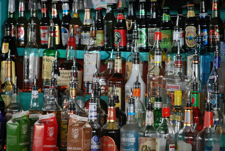 Liczba punktów sprzedaży alkoholu w Bydgoszczy spadła, w porównaniu z 2000 rokiem/fot. Pixabay