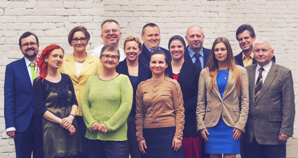 Dziś przedstawiono 13 przedstawicieli Zielonych, którzy wystartują w majowych wyborach/fot. zieloni.pl