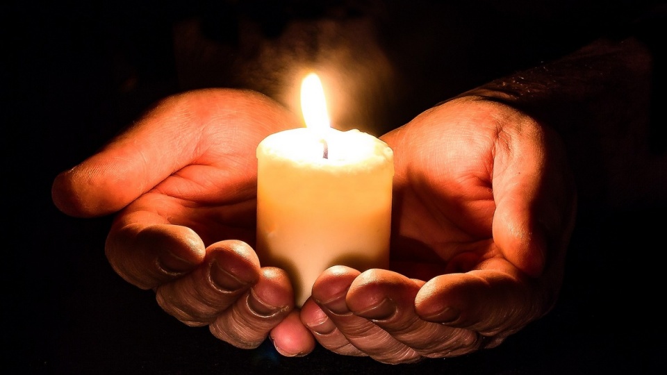 Po Mszy św. uczestnicy odmówią Różaniec w intencji ofiar zamachu/fot. Pixabay