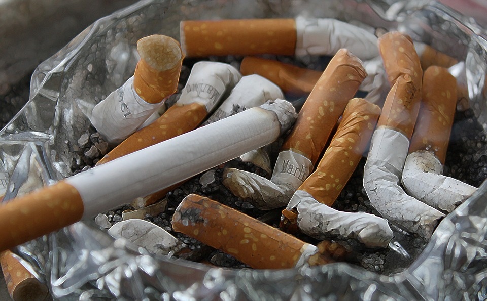 Dziewięć milionów Polaków nie wyobraża sobie życia bez papierosów./fot. Pixabay