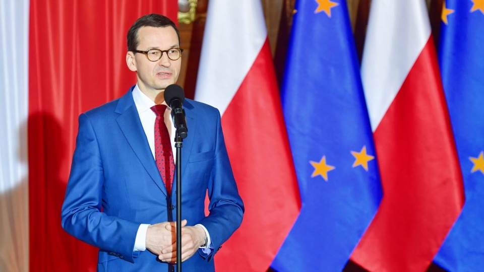 Dzień Flagi obchodzony jest 2 maja na mocy nowelizacji ustawy o godle, barwach i hymnie Rzeczypospolitej Polskiej, uchwalonej przez Sejm 20 lutego 2004 r. Fot. PAP/Marcin Bielecki