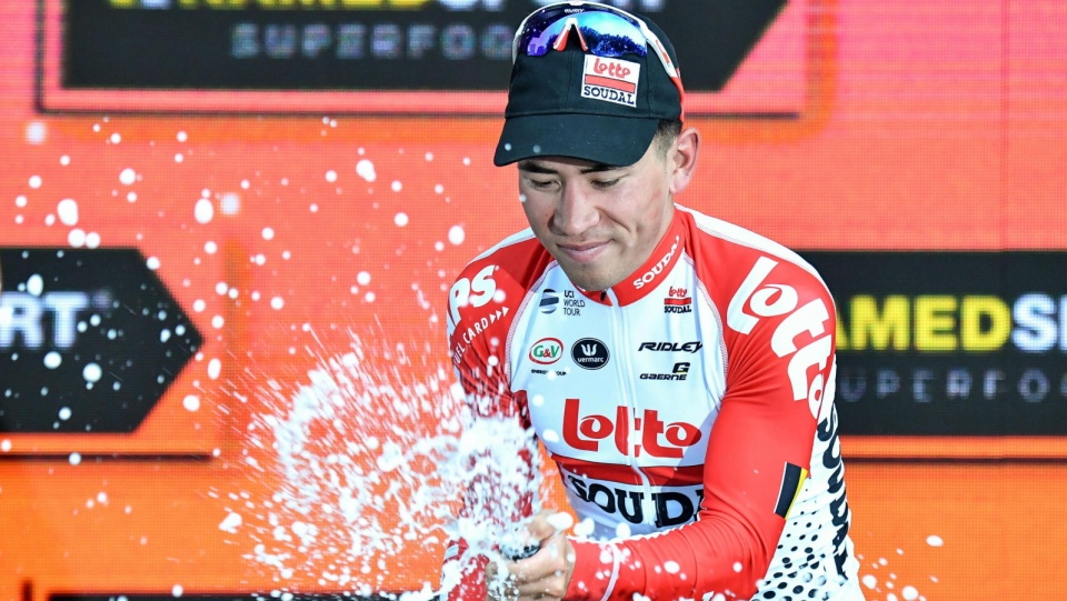 Na zdjęciu Caleb Ewan świętuje triumf na 8. etapie Giro d
