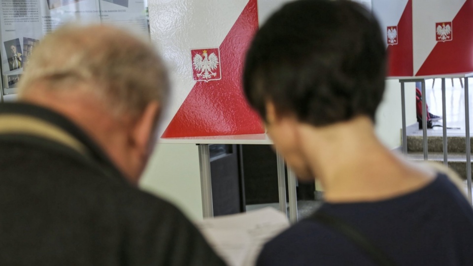 Lokale wyborcze będą otwarte do 21:00. Fot. PAP/Wojciech Olkuśnik