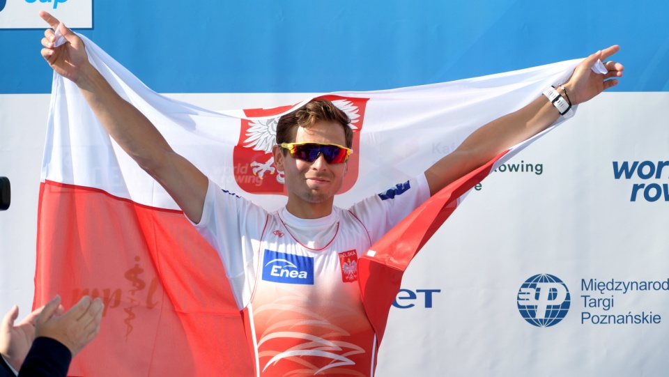 Na zdjęciu Artur Mikołajczewski, który na PŚ w rywalizacji jedynek zajął drugie miejsce. Fot. PAP/Jakub Kaczmarczyk