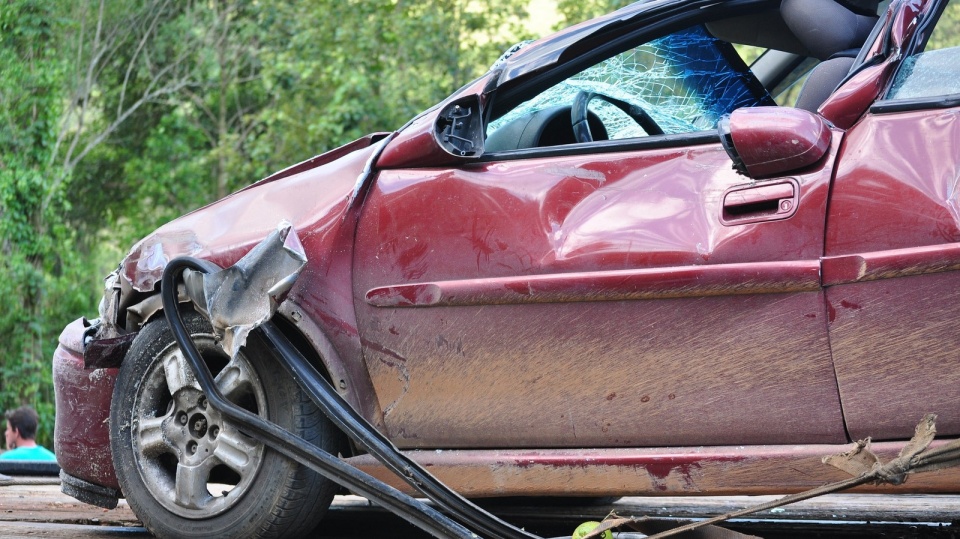 W Borucinku zderzyły się dwa samochody osobowe. Jedno z aut dachowało. Fot. Ilustracyjna/Pixabay.com
