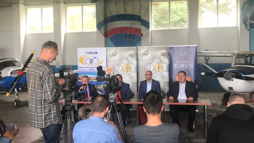 Konferencja zapowiadająca Mistrzostwa Europy w Akrobacji Samolotowej Toruń 2019. Fot. Nadesłane