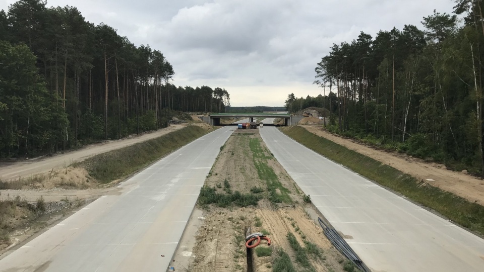 Fragment drogi budowany przez konsorcjum firm INTERCOR (lider) i TRAKCJA PRKiI (partner). Fot. Tomasz Kaźmierski