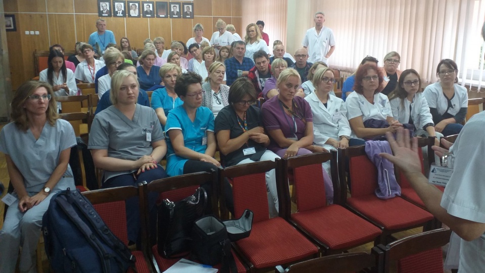 W przeprowadzonym referendum strajkowym za strajkiem opowiedziało się 837 pracowników w tym cztery organizacje związkowe działające w inowrocławskim szpitalu. Fot. Sławomir Jezierski