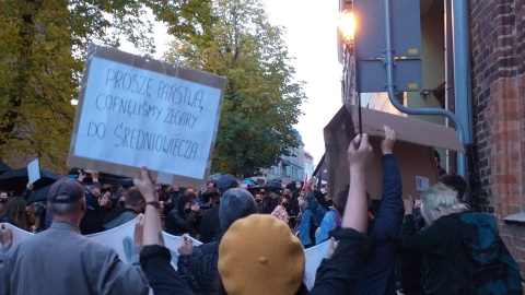 Kolejna odsłona protestu dotyczącego orzeczenia TK. Fot. Adriana Andrzejewska-Kuras