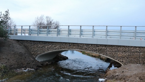 Łączy dwa powiaty, był zamknięty po nawałnicy. Most w Tobole odbudowany