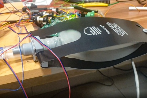 Prototyp respiratora, który powstał na UTP już oddycha [wideo]