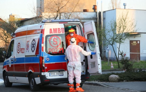 12 nowych zakażeń w regionie, w Polsce - 144. Raport resortu zdrowia z wtorku rano