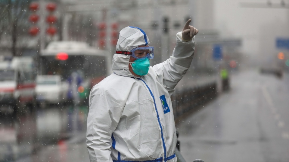 Koronawirus z Wuhanu, stolicy prowincji Hubei, może wywoływać groźne dla życia zapalenie płuc. Fot. PAP/EPA