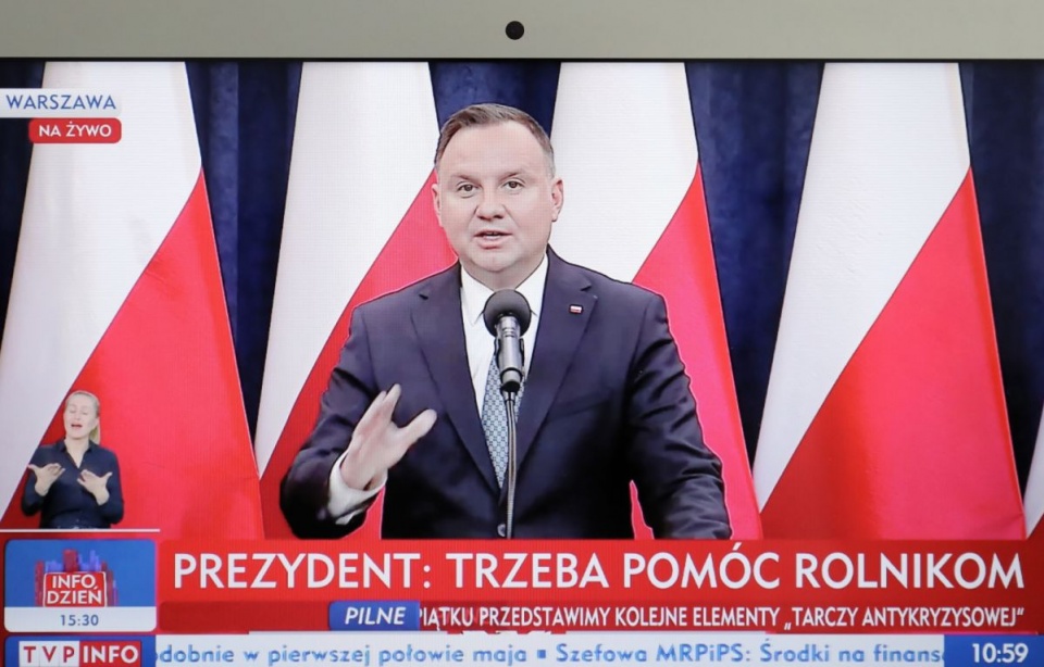 Prezydent RP Andrzej Duda podczas transmitowanego przez Telewizję Polską briefingu prasowego/fot. Paweł Supernak, PAP