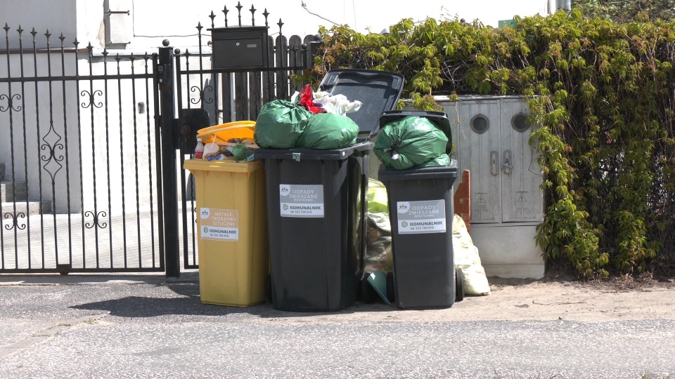 Problem śmieciowy w mieście wciąż pozostaje nierozwiązany (jw)