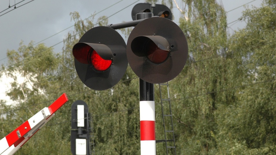 Przedsięwzięcia zostaną zrealizowane w ramach pierwszego etapu ogólnopolskiego projektu poprawy bezpieczeństwa na skrzyżowaniach linii kolejowych z drogami. Fot. Pixabay.com