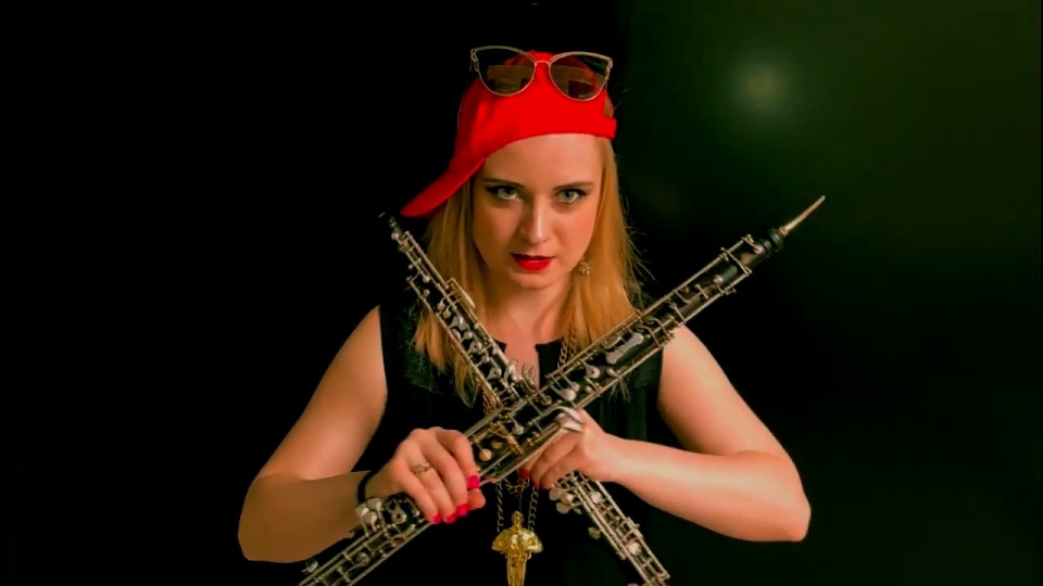 #hot16Challange2 Toruńskiej Orkiestry Symfonicznej Fot. klatka z filmu