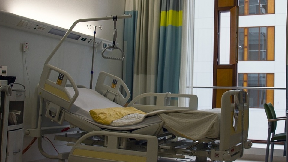 Kierownictwo szpitala w Chełmży - ze względu na zakażenia - wstrzymało przyjęcia na oddział wewnętrzny/fot. Pixabay