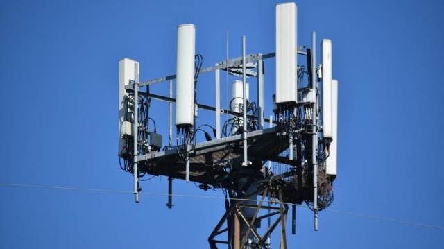 PKN Orlen pierwszy w Polsce przetestuje prywatną, przemysłową sieć 5G
