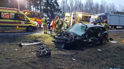 Bus zderzył się z samochodem osobowym. Wypadek na obwodnicy Bydgoszczy