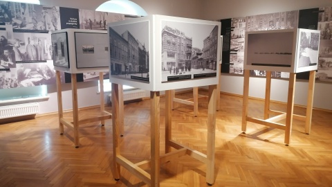 Toruń z czasów II wojny światowej. Wystawa fotografii w Ratuszu Staromiejskim