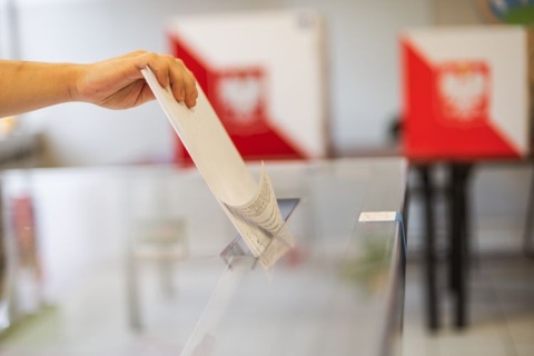 599 komitetów wyborczych z regionu zgłosiło swój udział w wyborach samorządowych