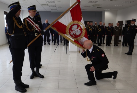 Nowy komendant kujawsko-pomorskich strażaków powołany. Uroczystość w Łubiance