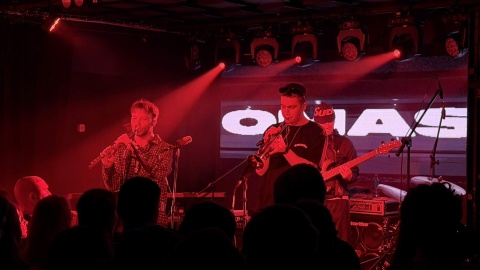 Koncert Omasty w klubie 2Progi w Poznaniu/fot. Tomasz Kaźmierski