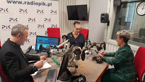 Od lewej: redaktor Maciej Wilkowski, Anna Mackiewicz i Agnieszka Kłopotek/fot. Magdalena Gill