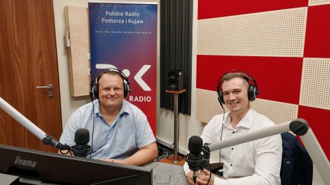 Od lewej: Michał Jakubaszek (PiS) i Paweł Gulczyński (Nowa Nadzieja/Konfederacja)/fot. Zdzisław Nawrat