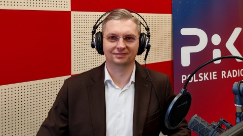 W toruńskim studiu zasiadł Adrian Mól. Fot. Zdzisław Nawrat/PR PiK