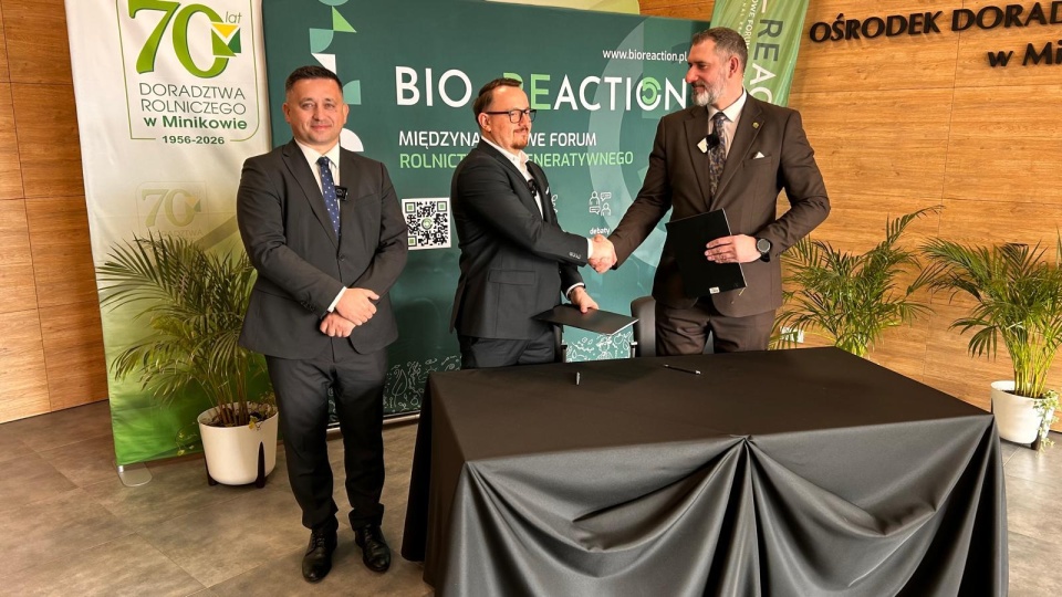 Podpisanie umowy ws. współpracy przy organizacji Bio Reaction 2026. Fot. Ireneusz Sanger