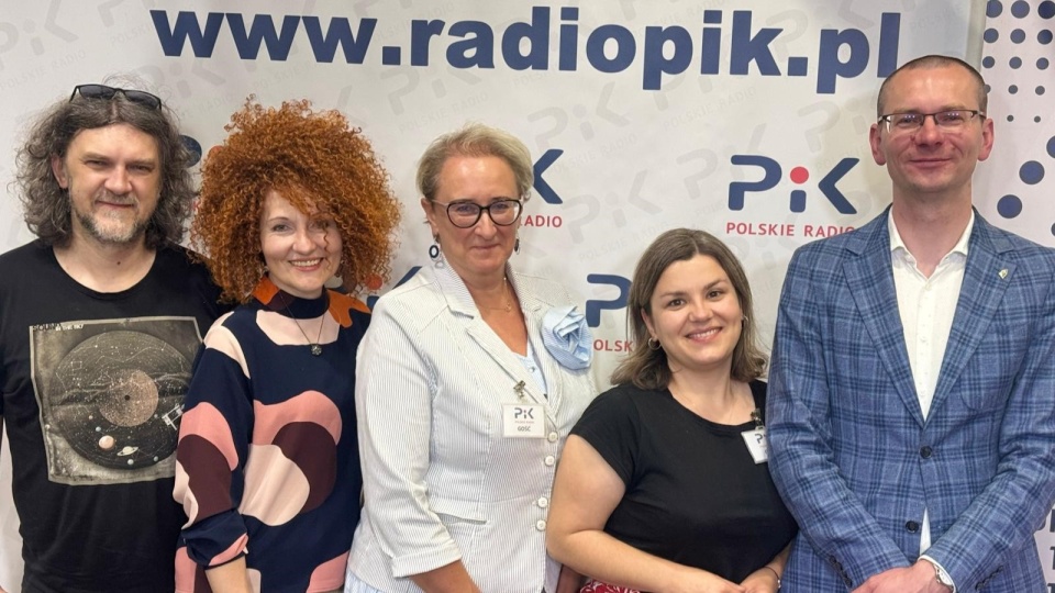 O Bydgoskich Impresjach Muzycznych opowiadali: Piotr Dąbrowski, Enia Rożankowska, Magdalena Bereda, Agnieszka Więckiewicz i Dominik Wierski/fot: Magda Jasińska