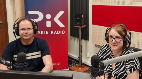 W studiu toruńkim Polskiego Radia PiK zasiedli: Rafał Maszewski - klimatolog i Paulina Olszewska - Urząd Miasta Torunia. Fot. Zdzisław Nawrat/PR PiK