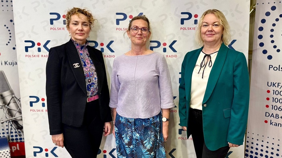 W audycji Moniki Siwak (w środku) wzięły udział (od lewej): mecenas Joanna Ogrodowicz i sędzia Dorota Marszałkowska/fot.: Izabela Langner