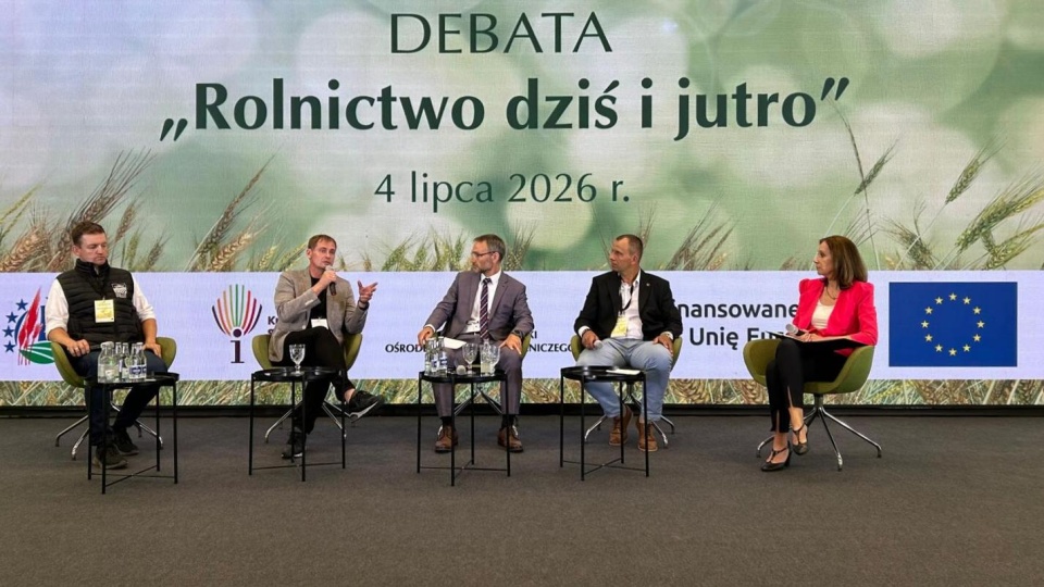 Od lewej: Cezary Wincenciak, Wojciech Styburski, prof. Wawrzyniec Czubak, Marcin Bereźnicki i Joanna Sikora. Fot. Ireneusz Sanger