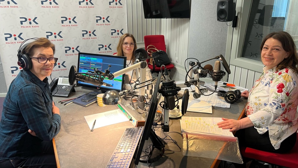 Gośćmi Ewy Kurzawy były Krystyna Michałek i Grażyna Mucha (od lewej)/fot: Izabela Langner, archiwum
