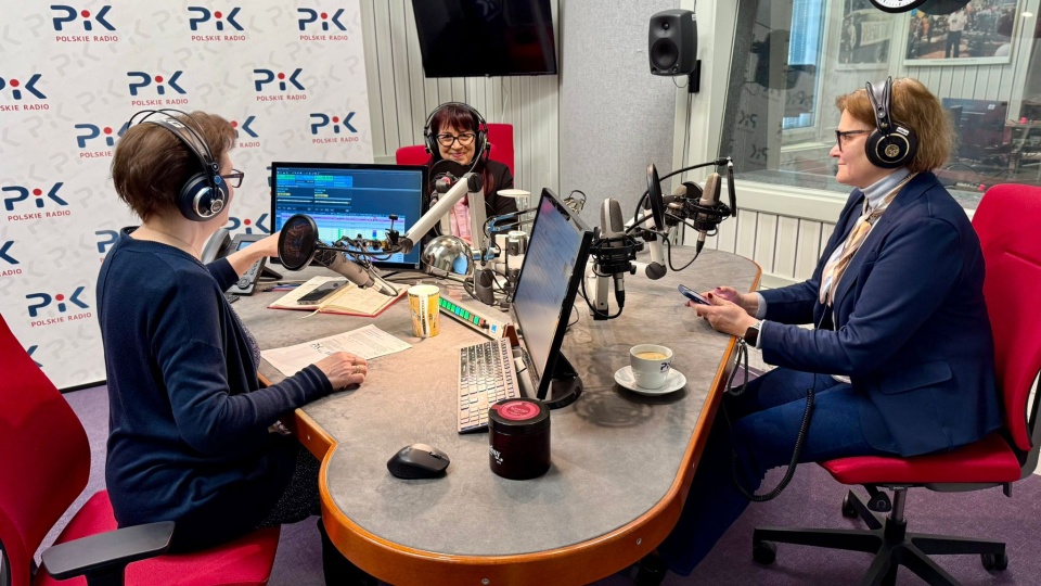 Od lewej: Ewa Kurzawa, Barbara Nawrocka i dr Monika Iwaszko. Fot. Izabela Langner