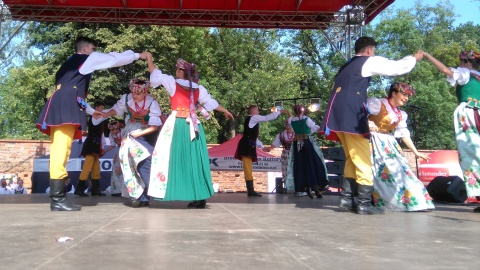 Występ zespołu Pieśni i Tańca Mały Śląsk. Fot. Krystyna Kuras.